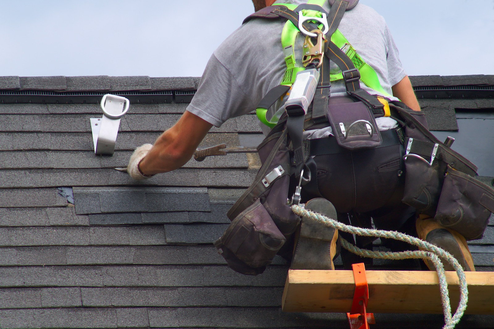 roofing contractor